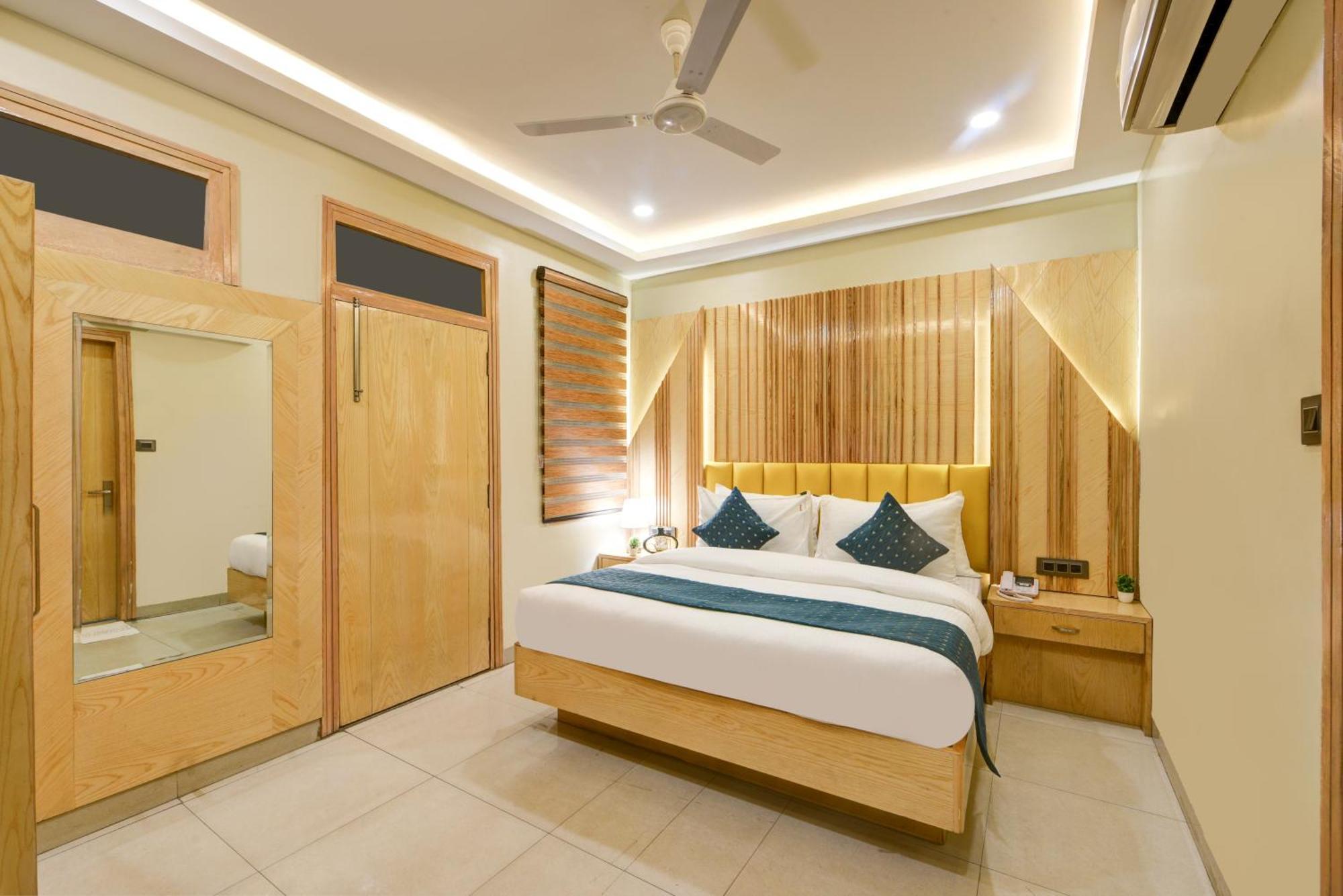 New Frontier - 2 Mins From Old Delhi Railway Station & Chandni Chowk Екстер'єр фото