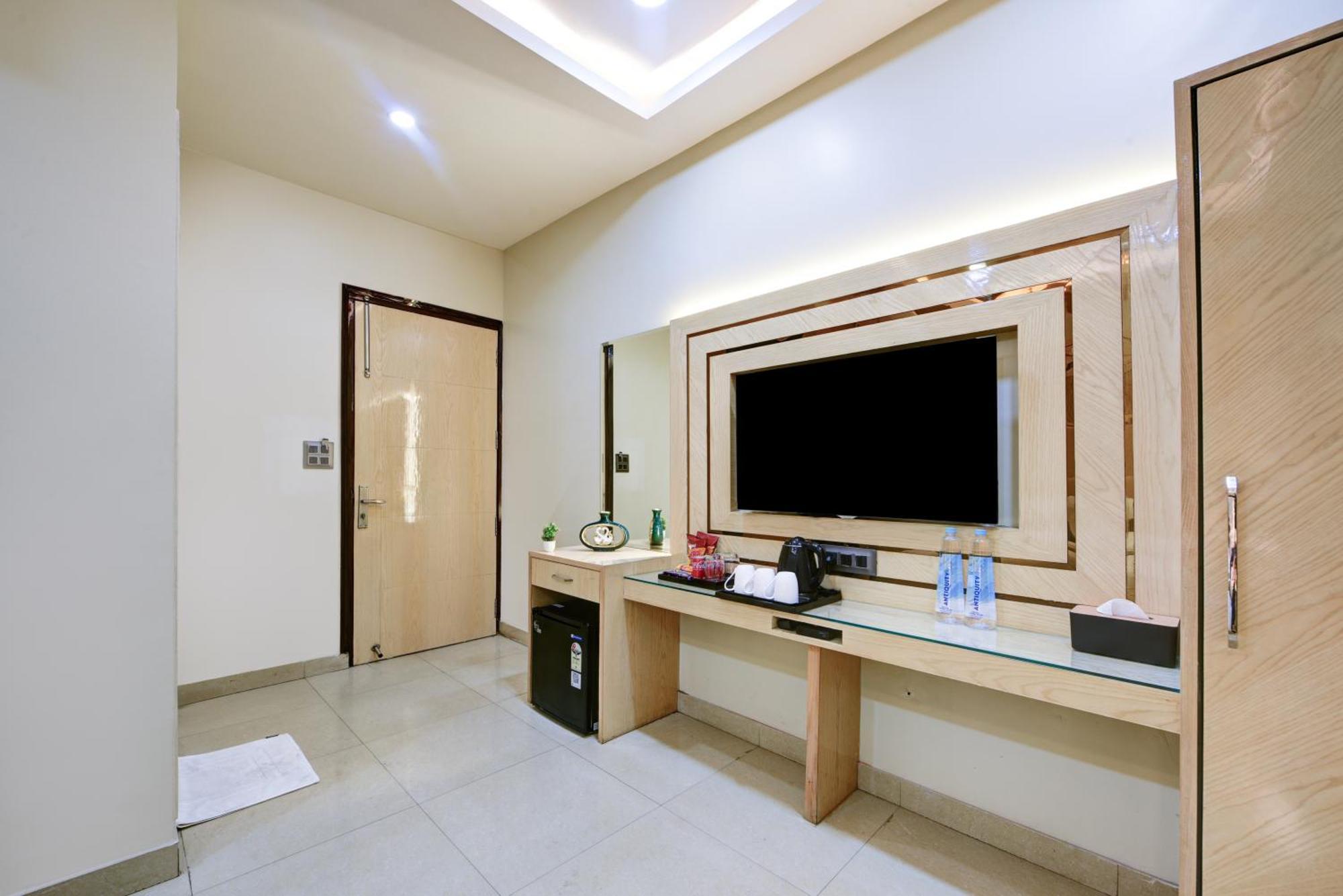 New Frontier - 2 Mins From Old Delhi Railway Station & Chandni Chowk Екстер'єр фото