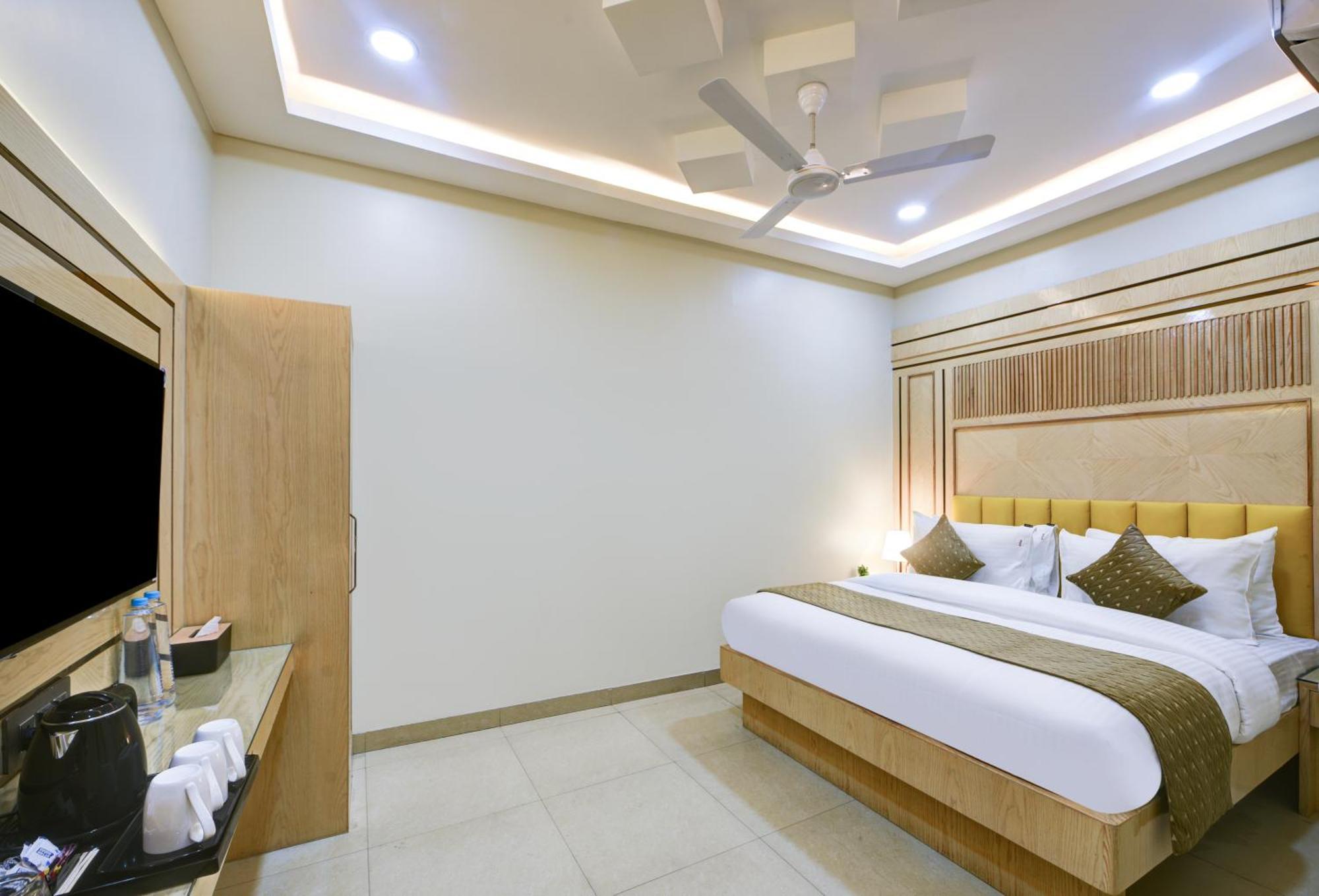 New Frontier - 2 Mins From Old Delhi Railway Station & Chandni Chowk Екстер'єр фото