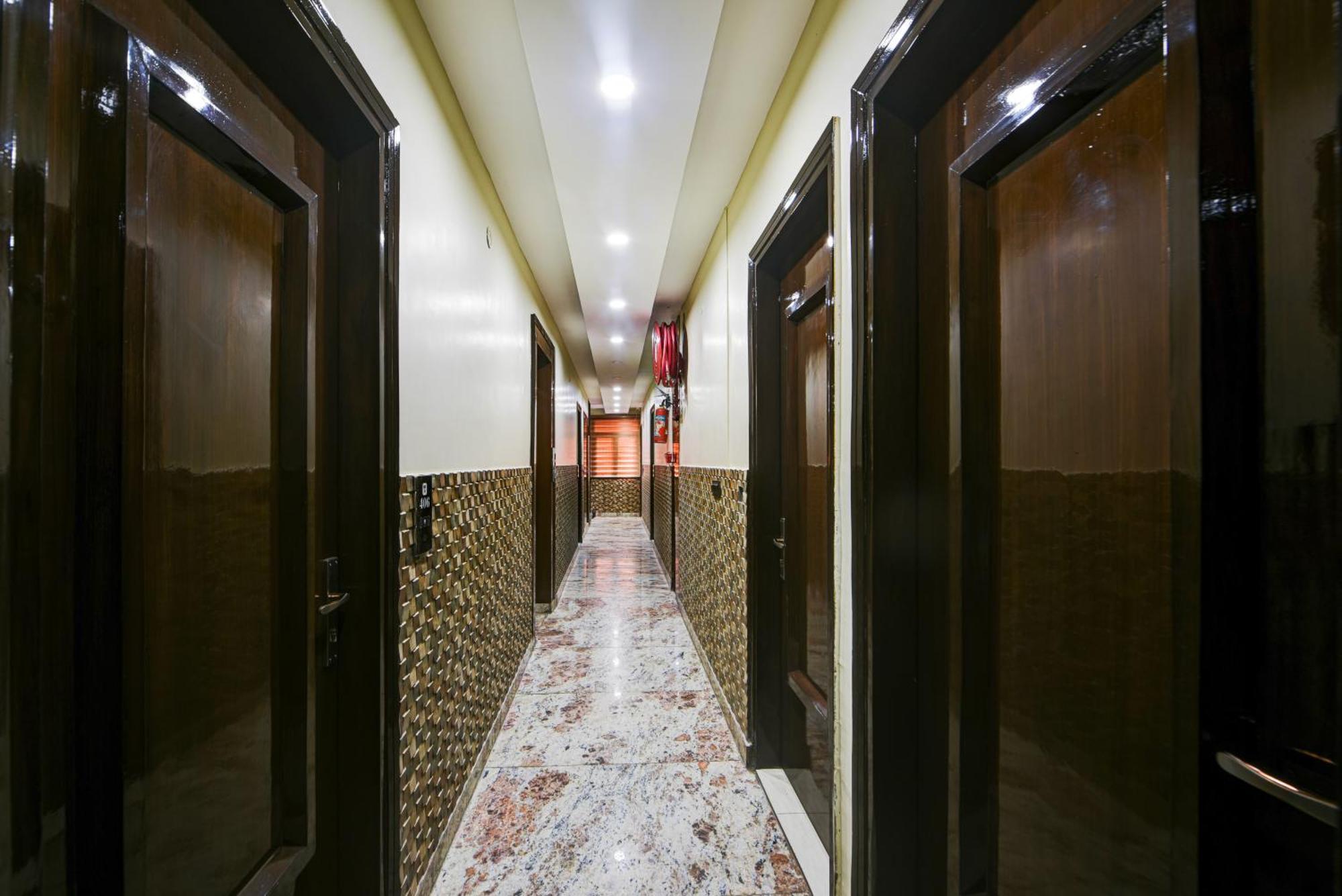 New Frontier - 2 Mins From Old Delhi Railway Station & Chandni Chowk Екстер'єр фото